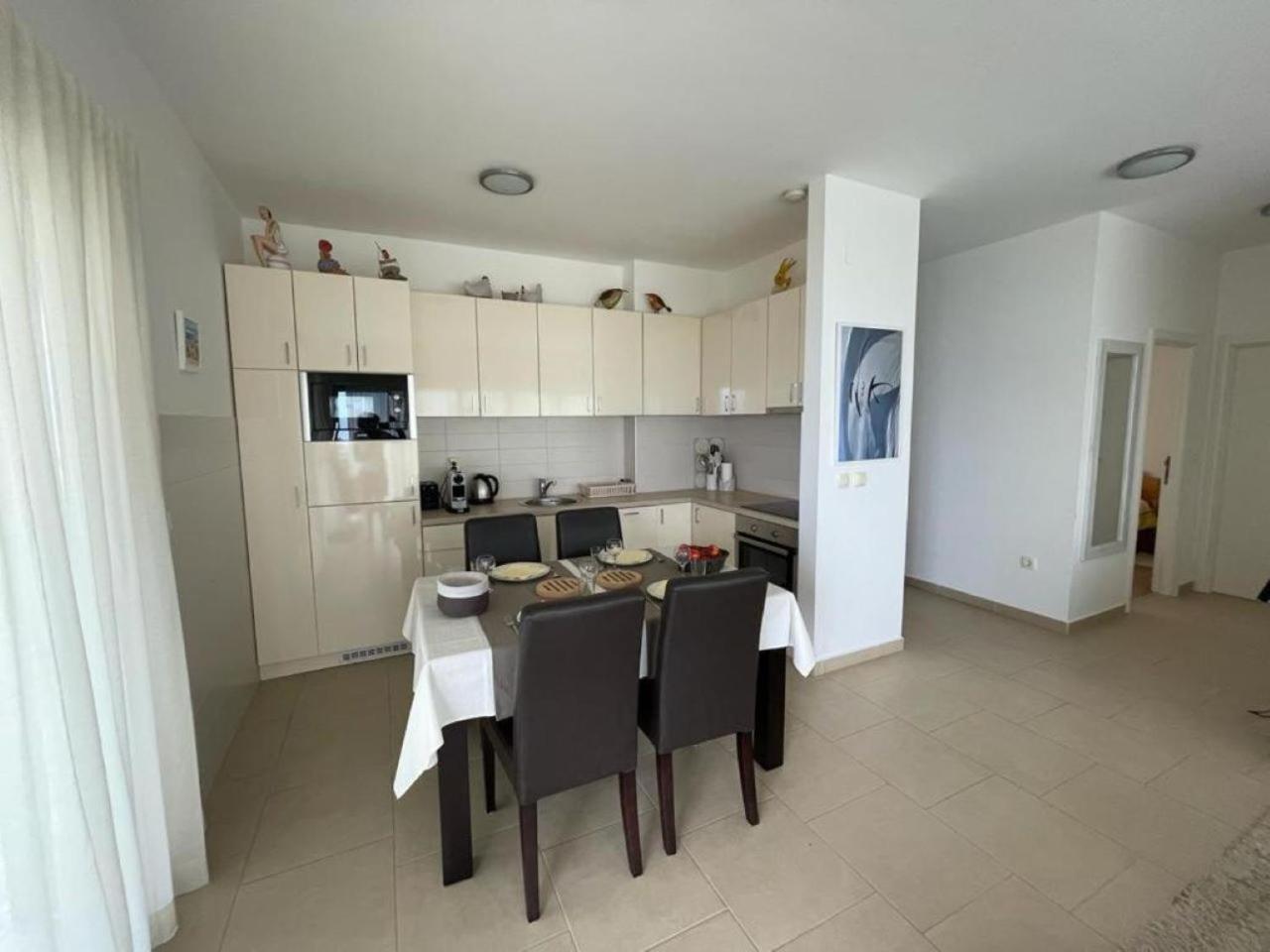 Acacia Hill Apartment C01 Without Pool Ðenovići Exteriér fotografie